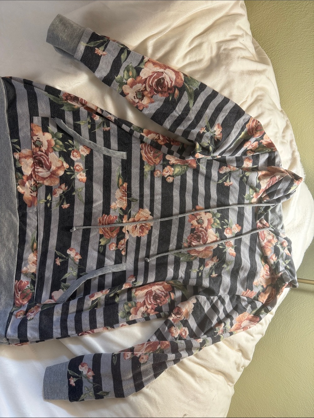 Striped Floral Hooded Pullover Jacket - Gray Floral